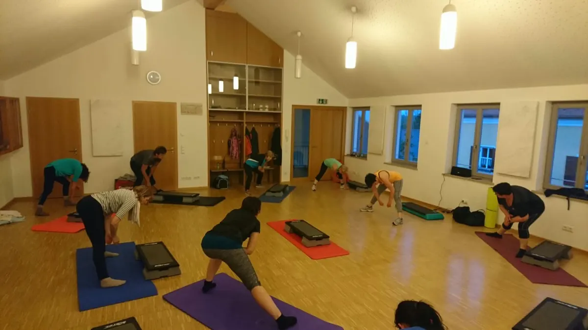 Trainingsstunde im Bürgersaal Kapfelberg